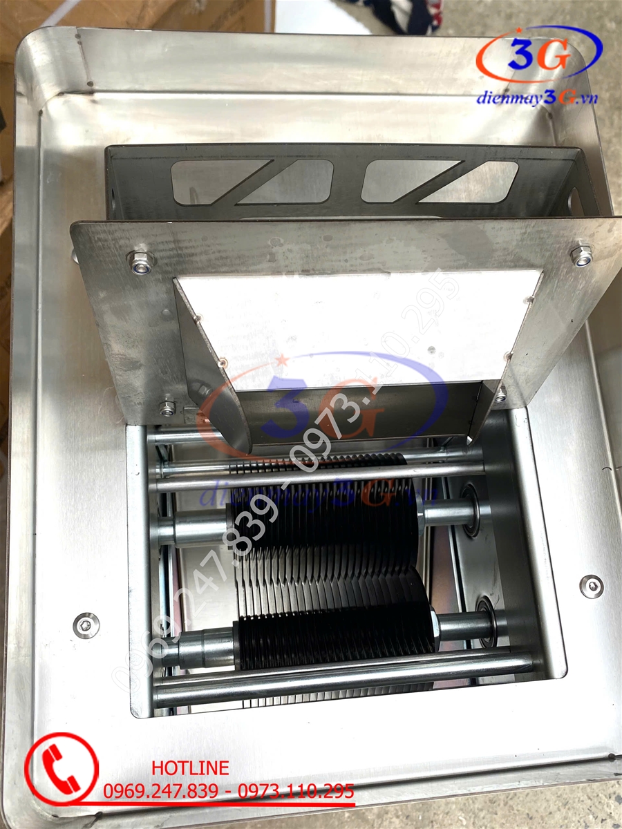 máy thái thịt thay dao giá tốt